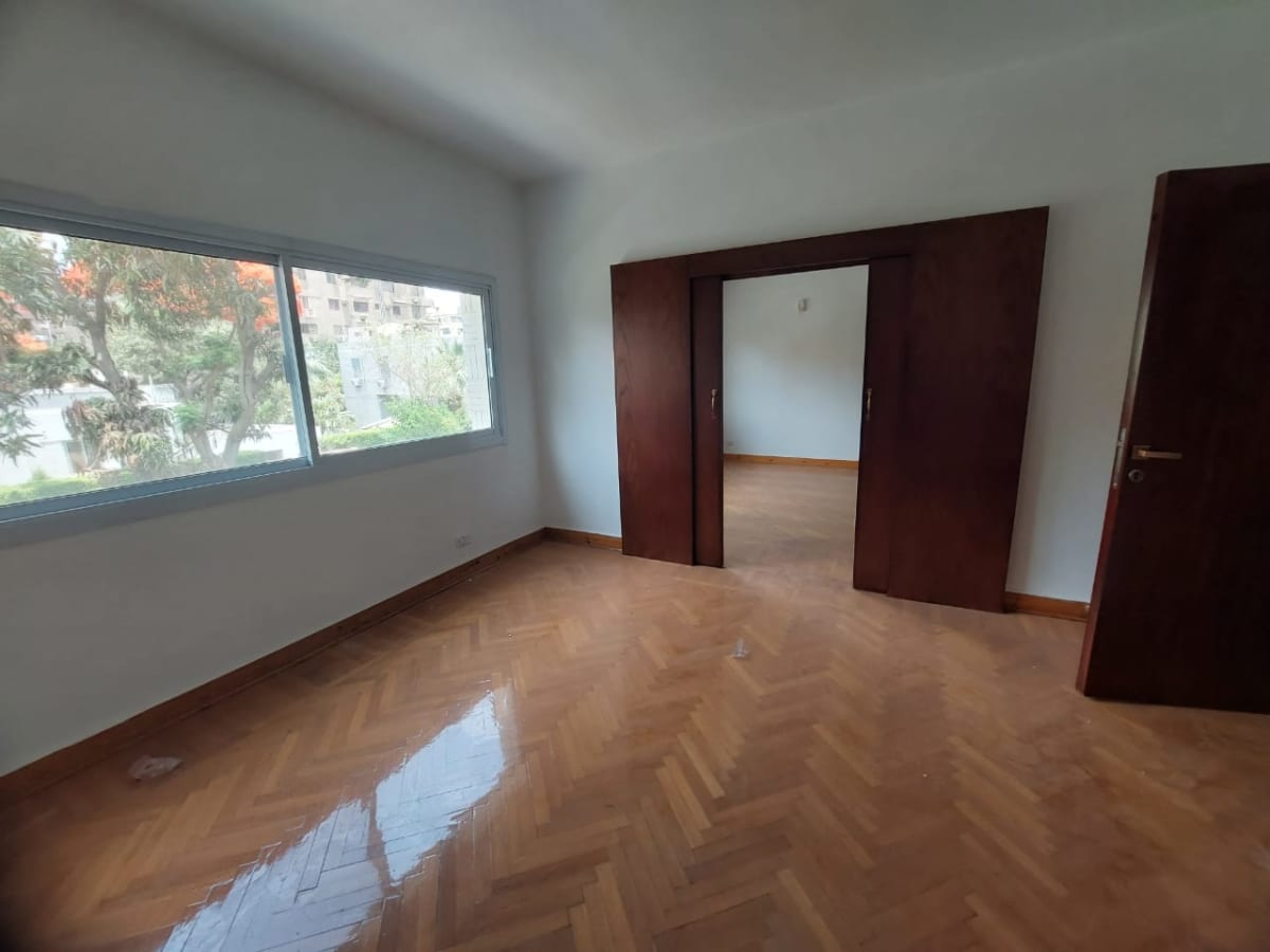 Semi Furnished Apartment in Maadi Sarayat|350Sqm.