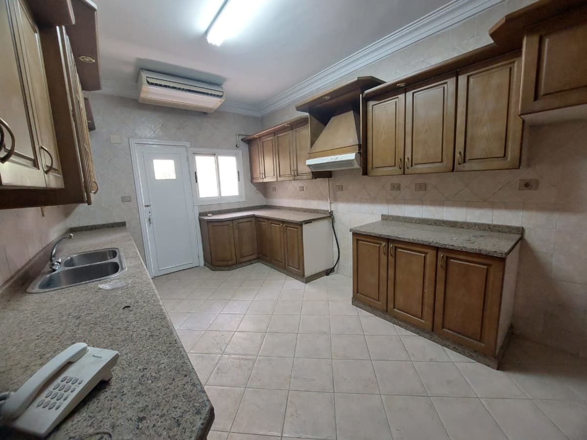 Semi Furnished Apartment in Maadi Sarayat|350Sqm.