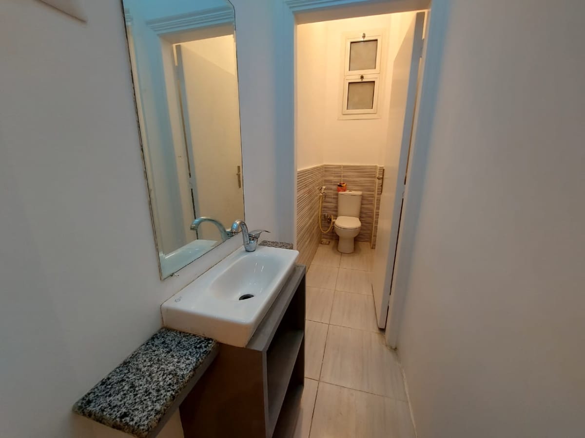 Unfurnished Apartment For Rent In Zamalek North.