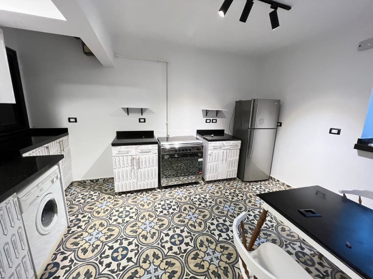 Prime Location Apartment in Sarayat El Maadi