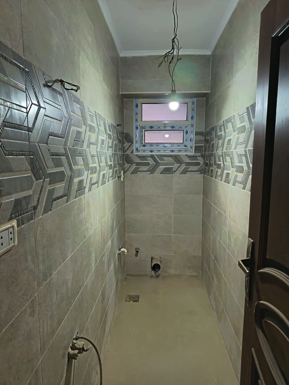 Administrative Office  For Rent In Cornish El Maadi | 195 Sqm | Well-Maintained