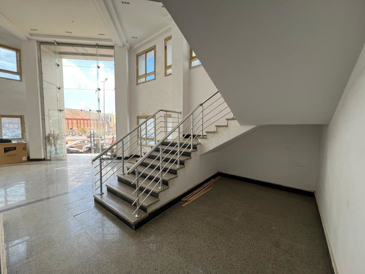 Administrative Office Space for Rent in Ring Road|180m² | Super Luxe