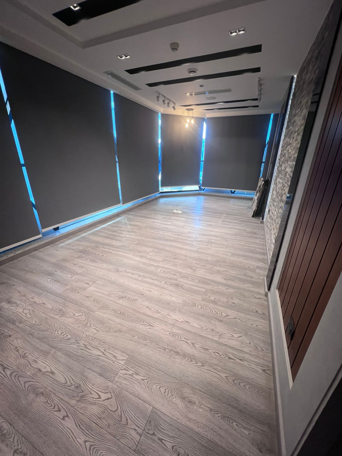 Administrative Office Space For Rent | Area 190 Sqm | Refined Detail Finish | New Cairo .