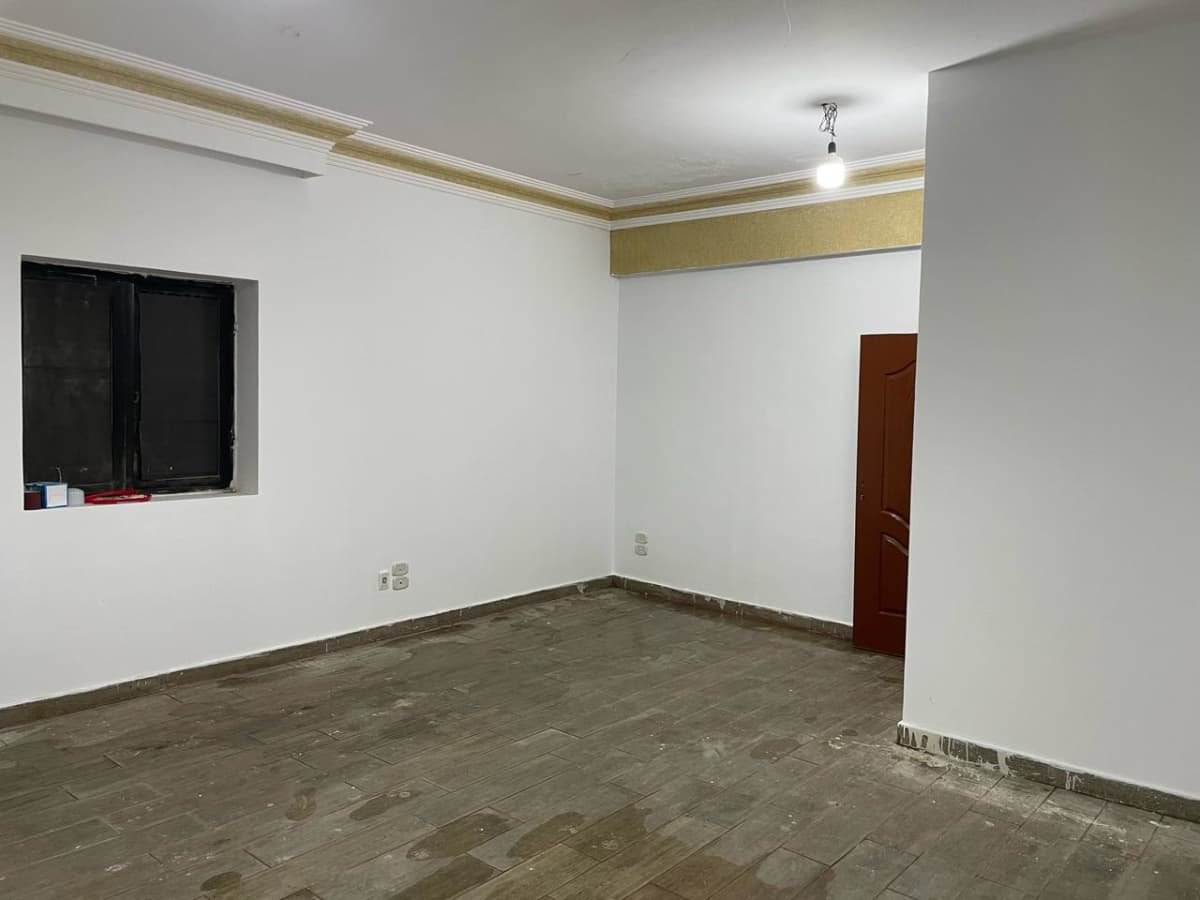 4 bedroom Ground Floor for rent