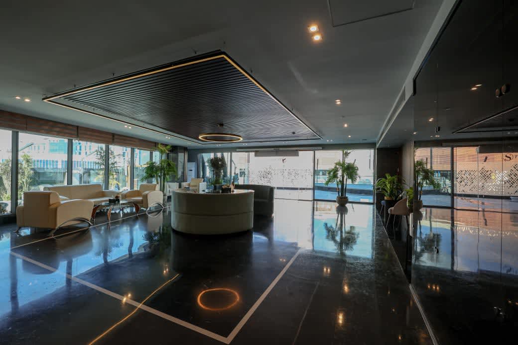 Administrative Office Space For Rent | Area 550 Sqm | First-Class Finishing | New Cairo .