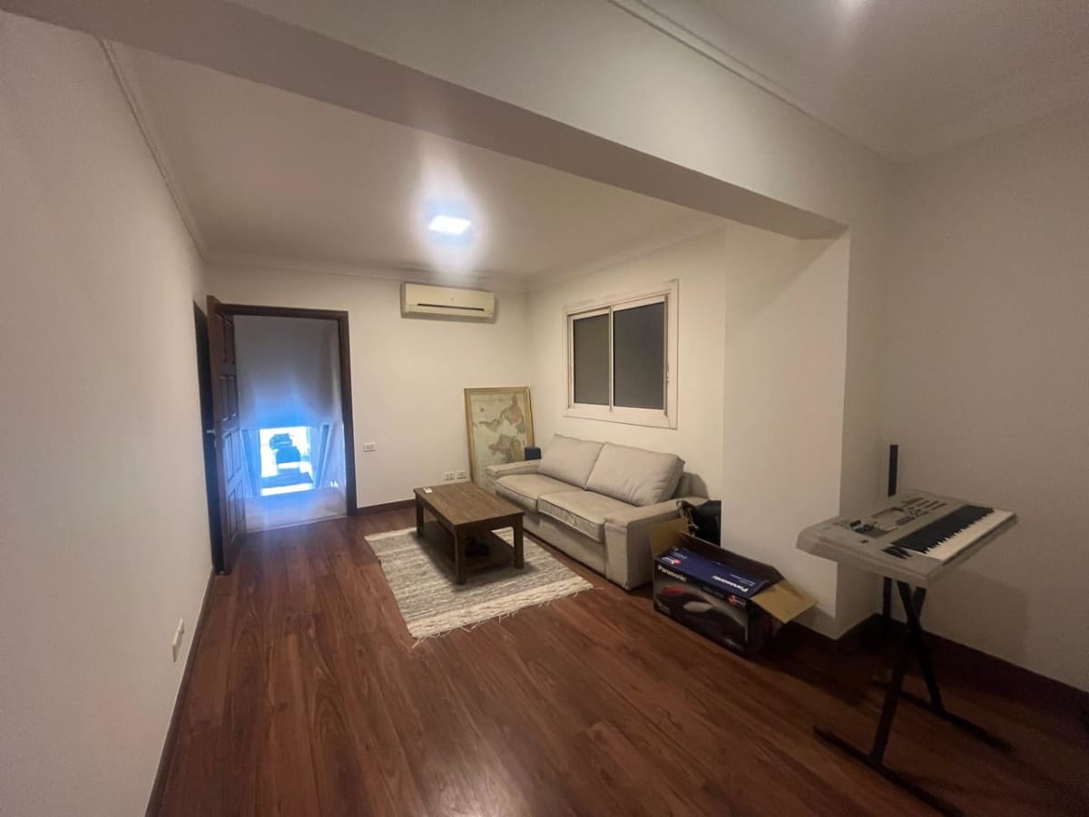 Exquisite Flat For Rent Located In Zamalek