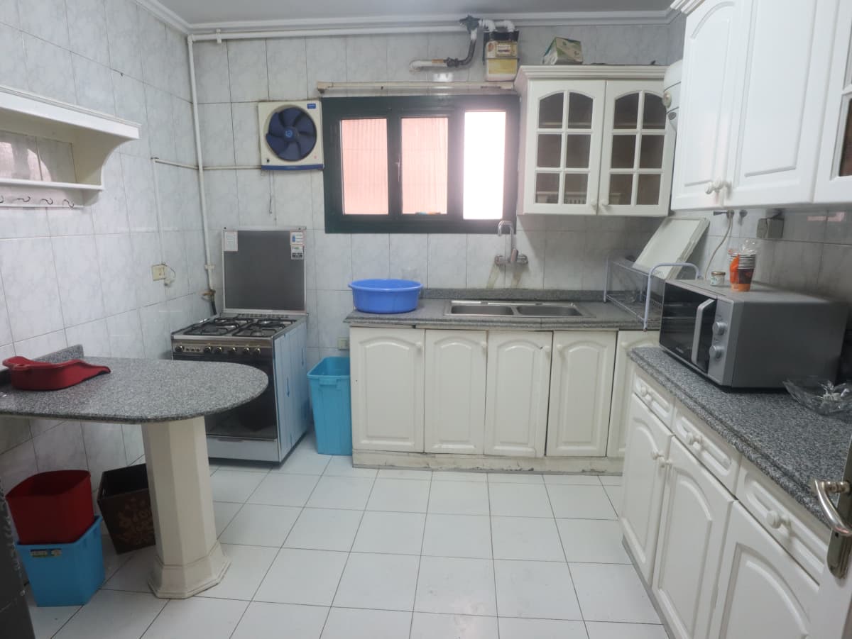Comfortable Apartment with Balcony in Prime Location In Maadi 