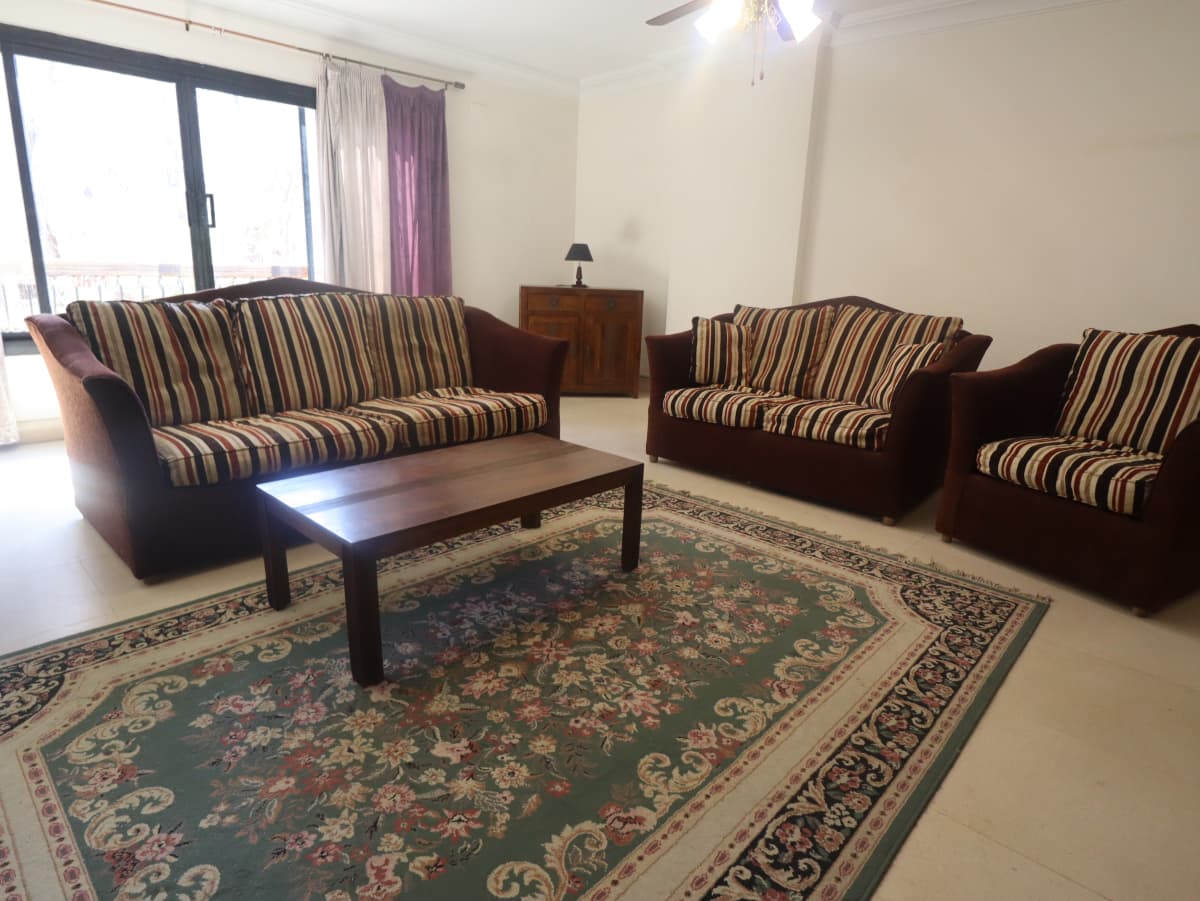 Spacious Apartment with Balcony & Tree Views In Maadi