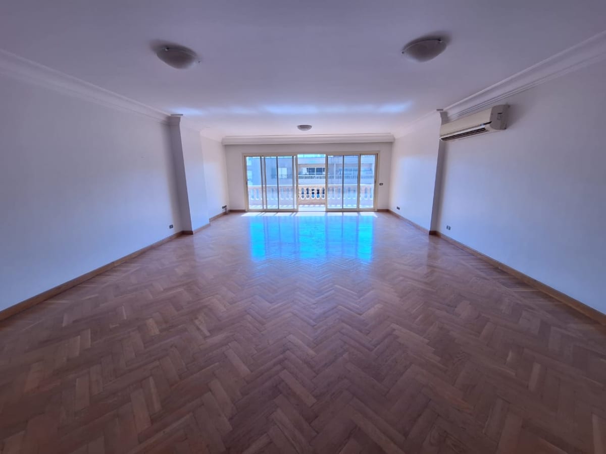 Amazing Penthouse With Pool For Rent In Maadi Sarayat.