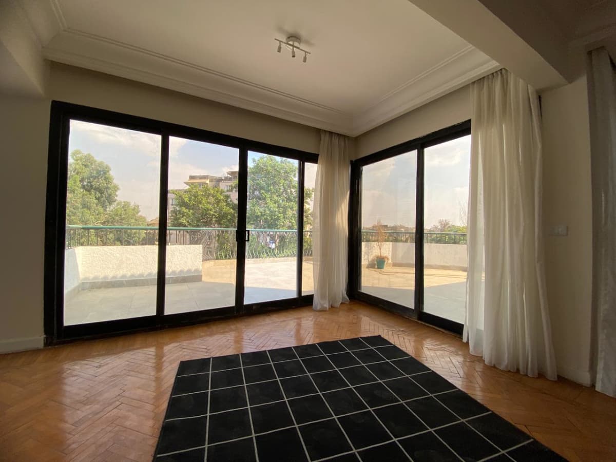 Duplex Roof With 350m² In Maadi Sarayat.
