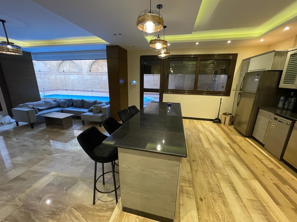 Ground Floor With Shared Pool In Prime Location In Maadi Sarayat.