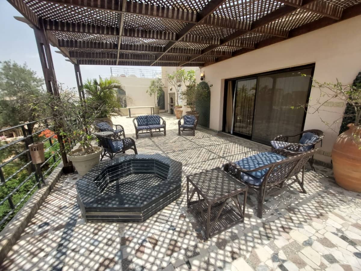 Bright and Spacious Roof 4 Rent in Maadi Sarayat