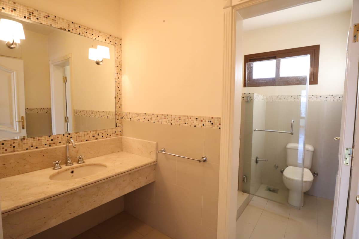 Elegant Penthouse with Terrace & Pool Maadi