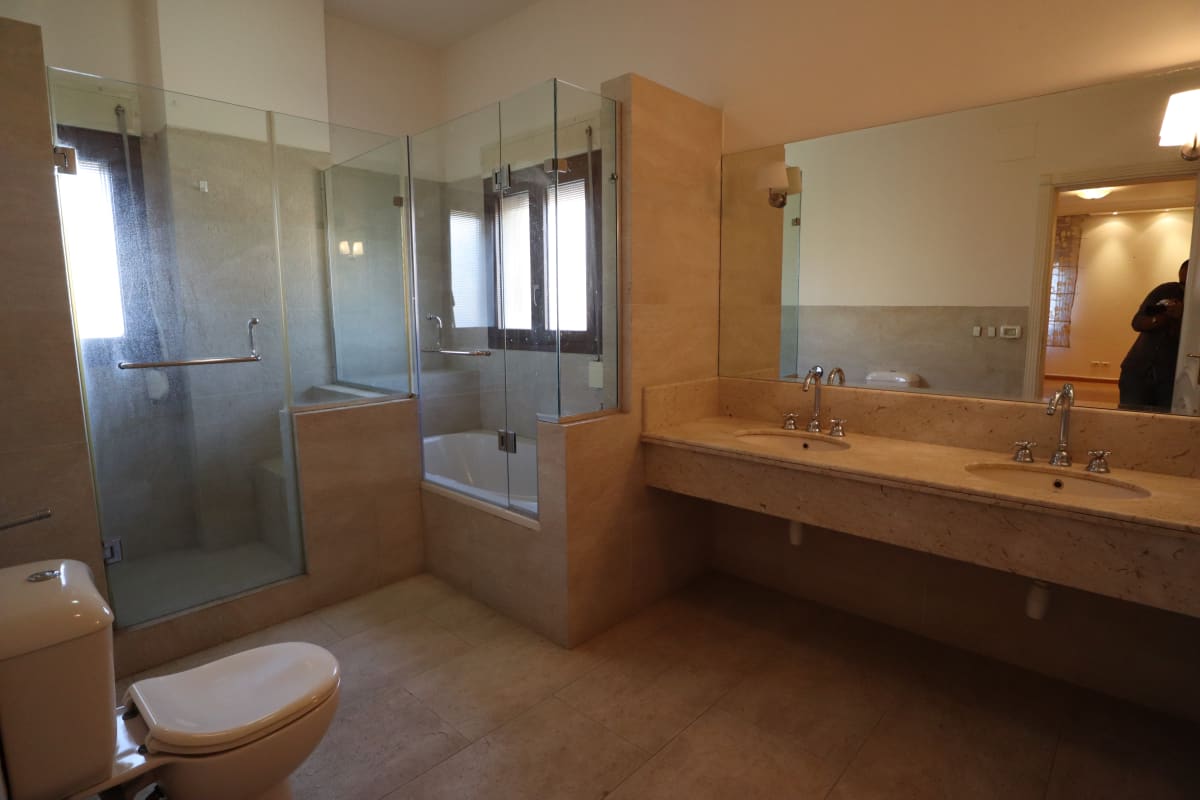 Elegant Penthouse with Terrace & Pool Maadi