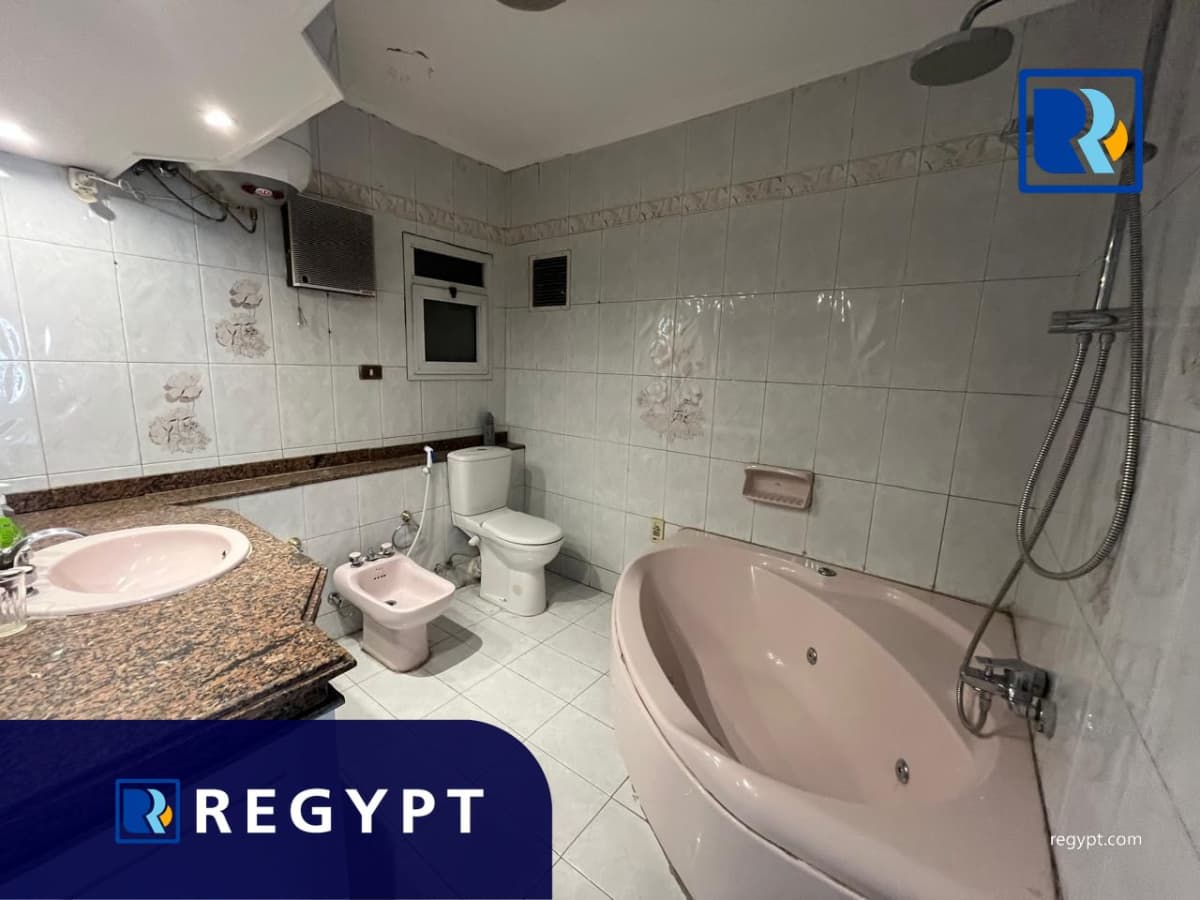 Stylish 3BR Apartment with Balcony In Zamalek