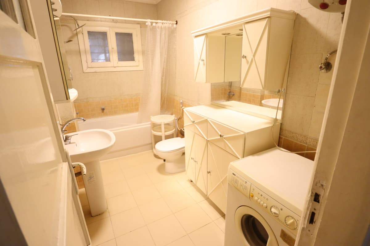 Bright 2BR Apartment | Cozy Balcony | 120 sqm In Maadi