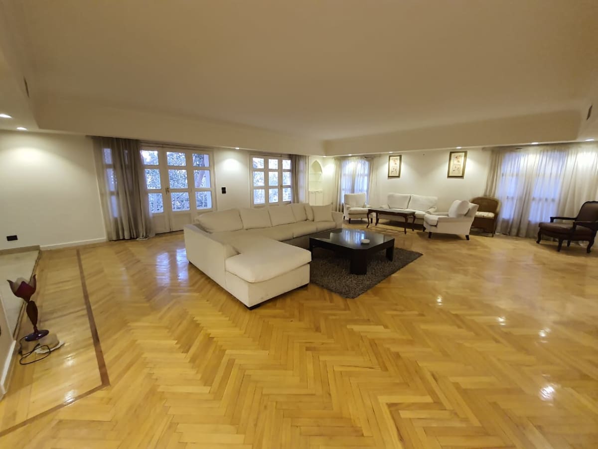 Spacious 4BR Apartment in Maadi Sarayat