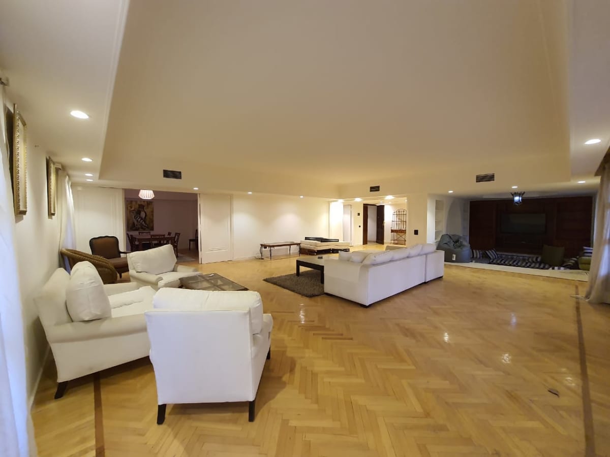 Spacious 4BR Apartment in Maadi Sarayat