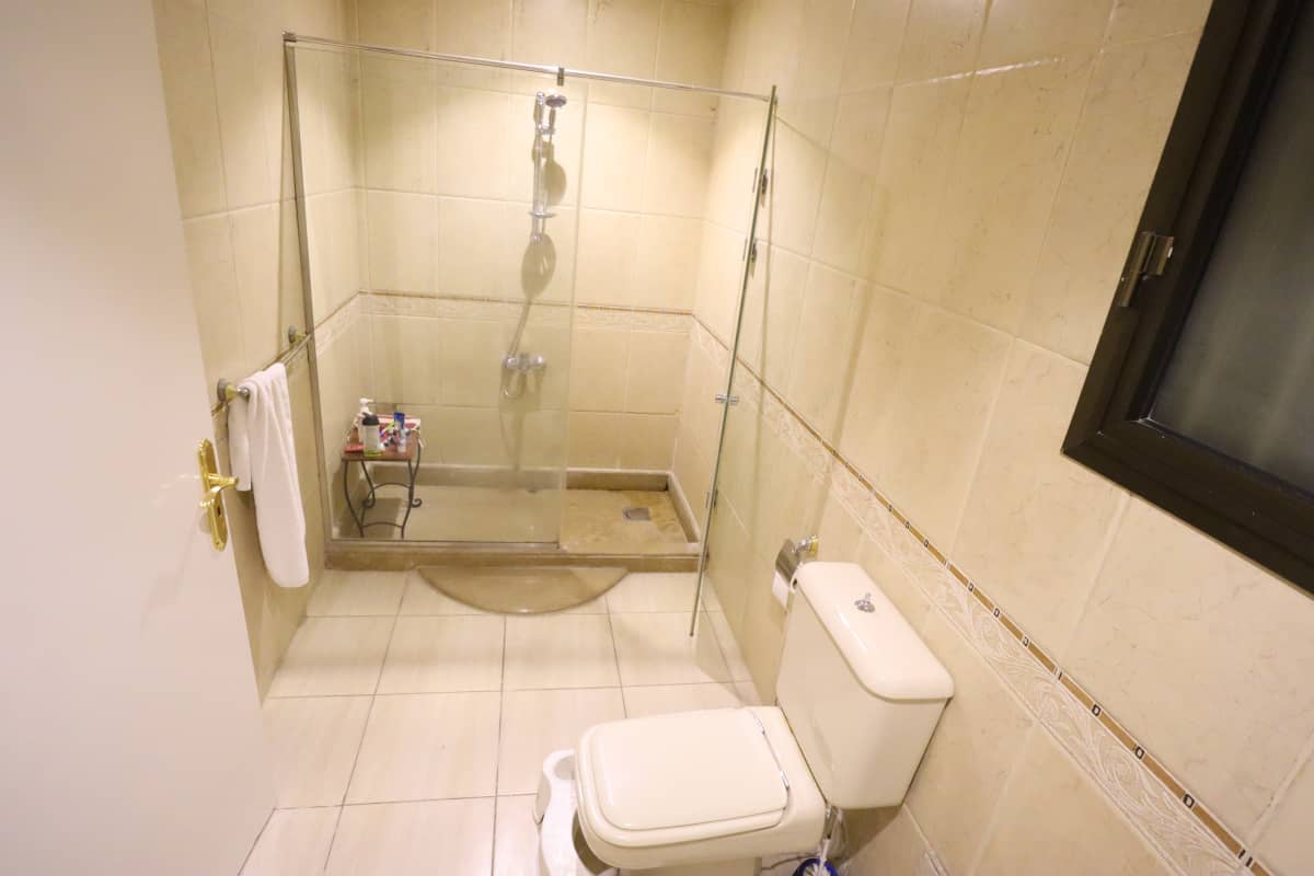 Spacious 4BR Apartment in Maadi Sarayat