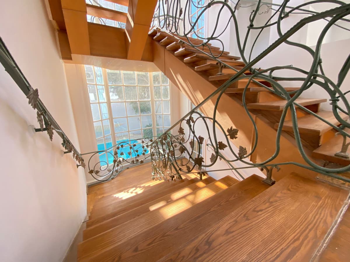 Luxury Villa For Rent In A prime Location In Maadi Degla.