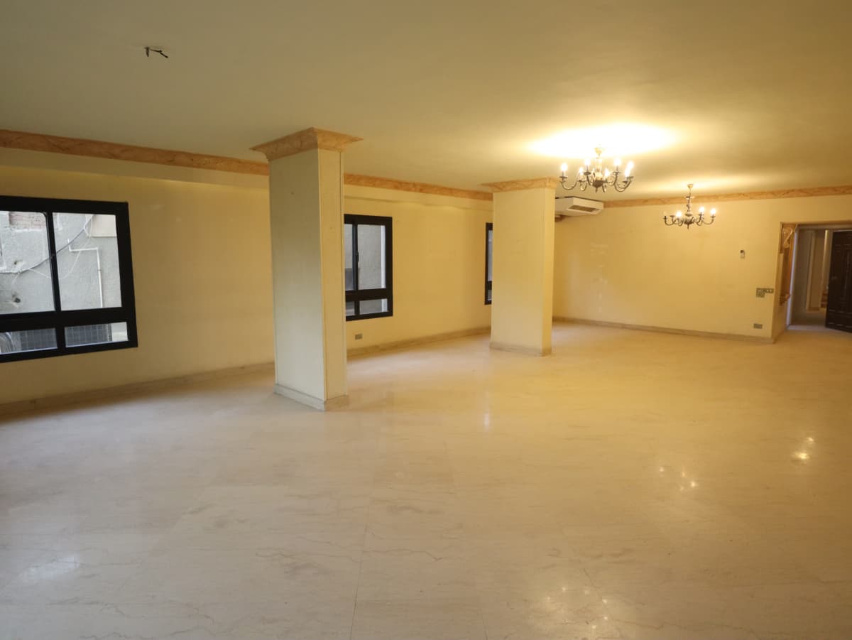 Modern 4BR Spacious Apartment for Rent in Prime Location | 200 sqm In Maadi 