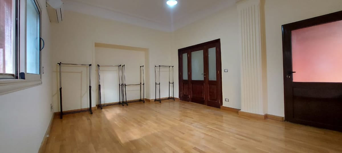 Spacious 8-Bedroom Villa with Private Garden for Rent in Maadi