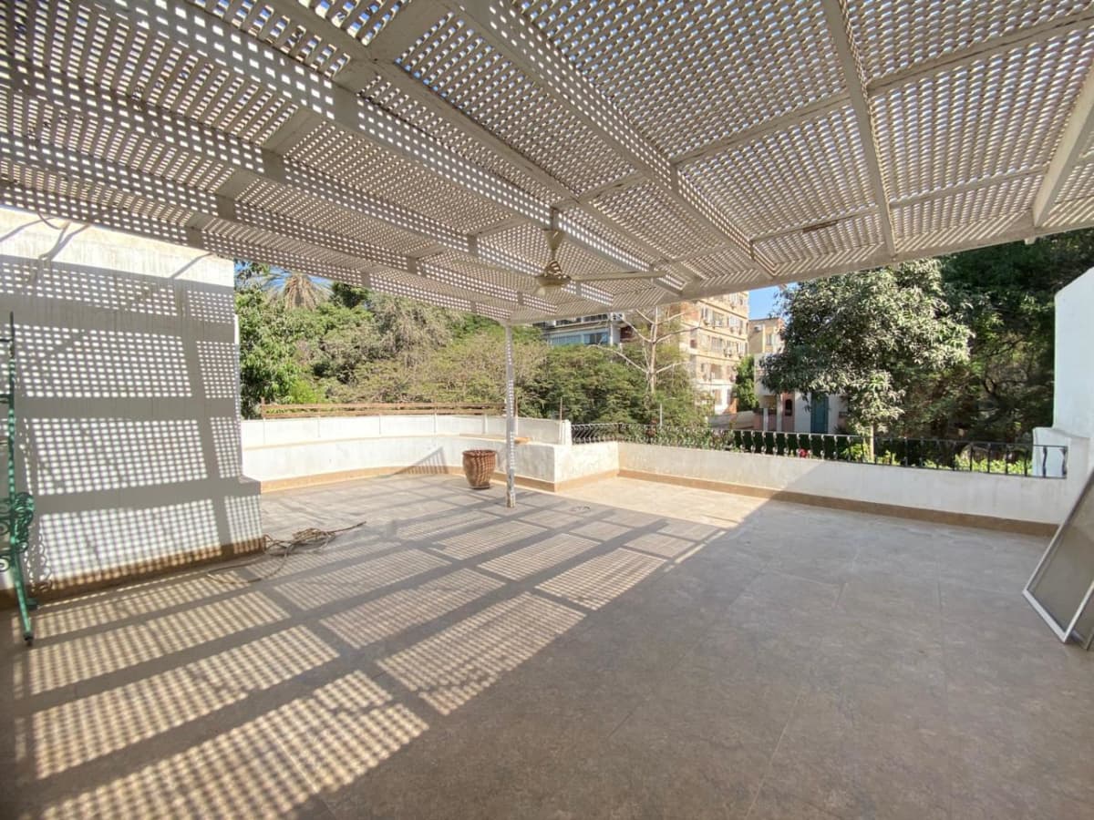 Semi Furnished Villa With 800m² In Maadi Sarayat.