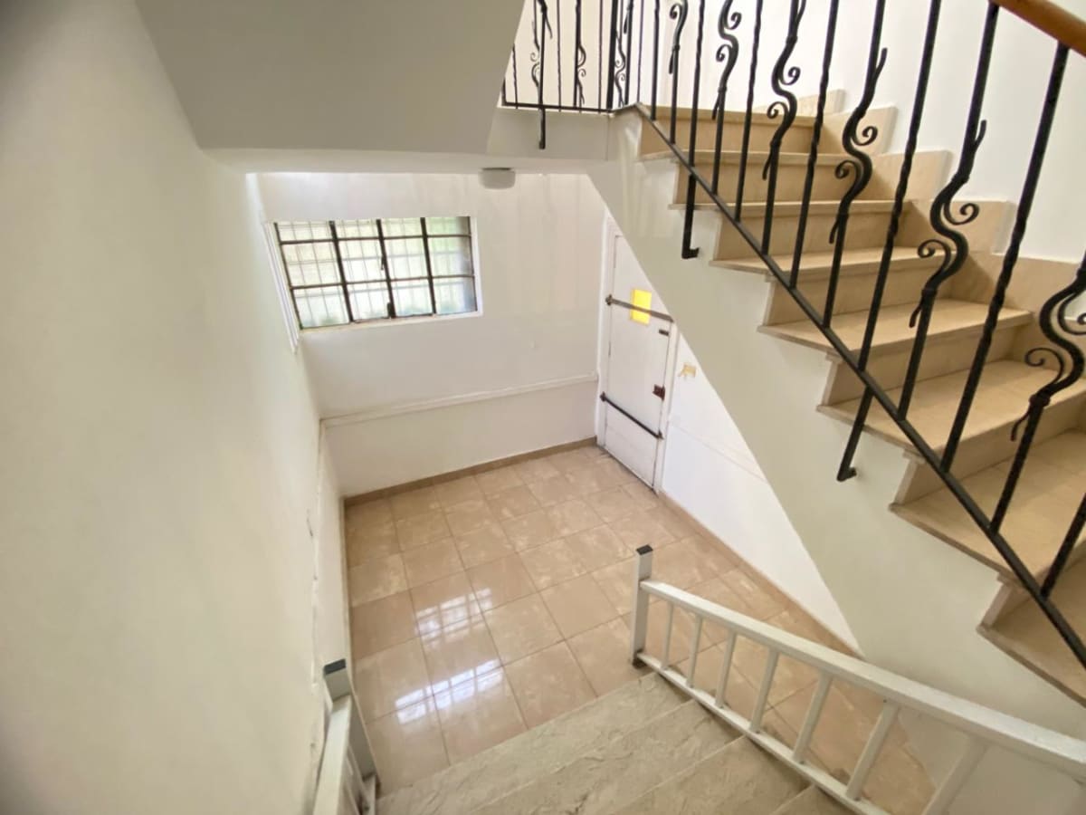 Semi Furnished Villa With 800m² In Maadi Sarayat.