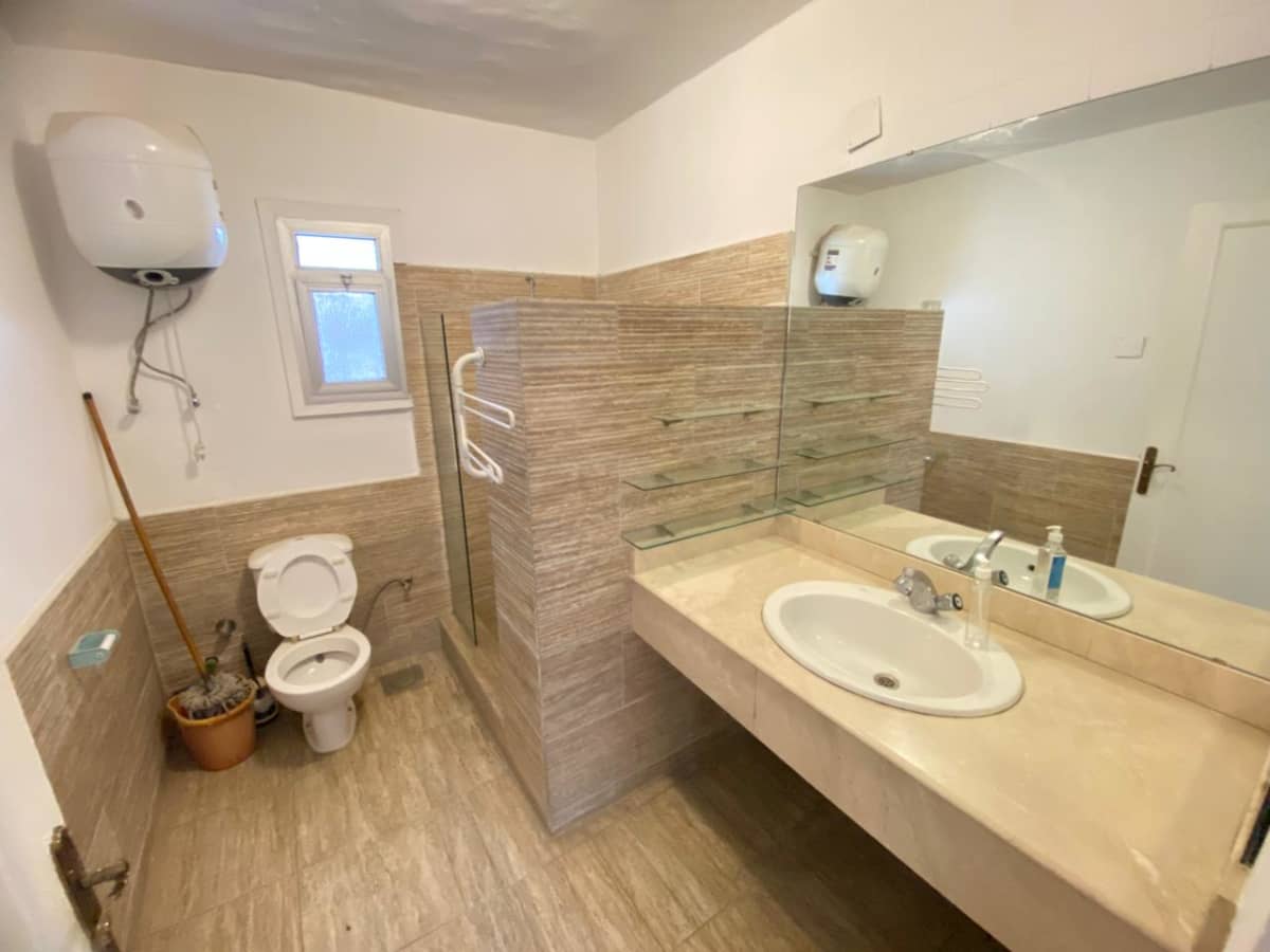 Semi Furnished Villa With 800m² In Maadi Sarayat.