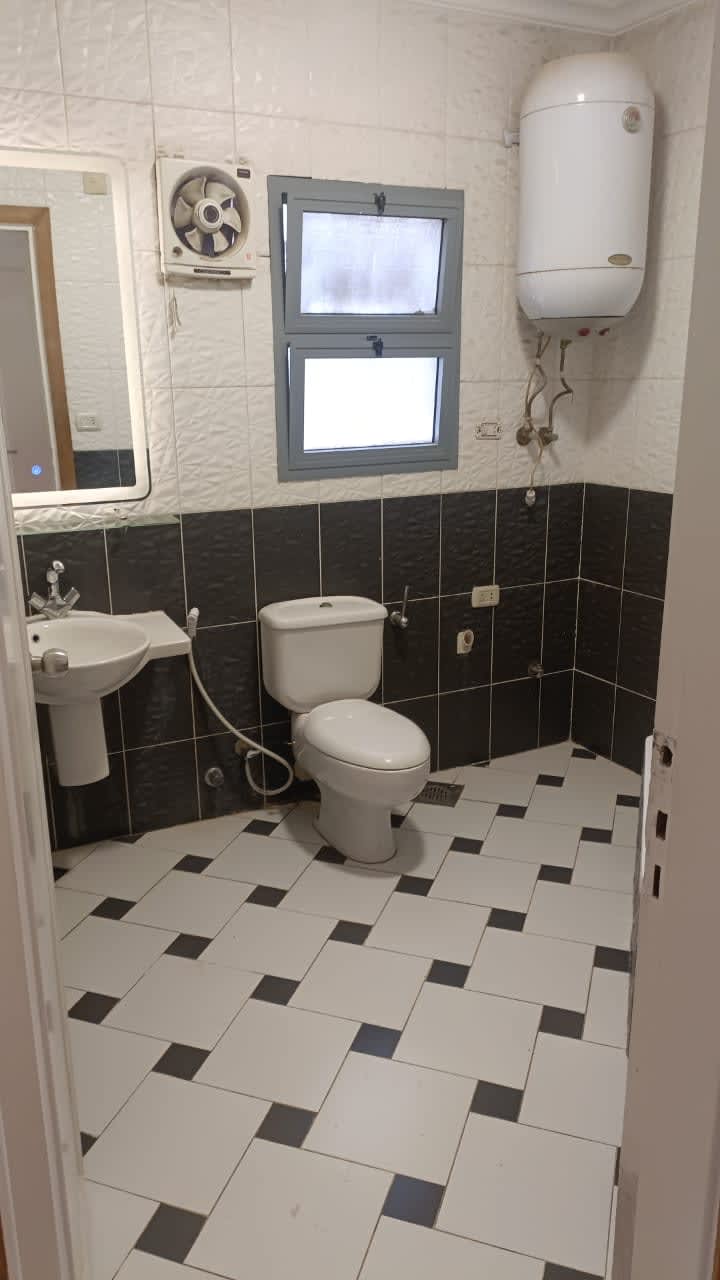 Administrative Office For Rent| 360m²| Degla Maadi