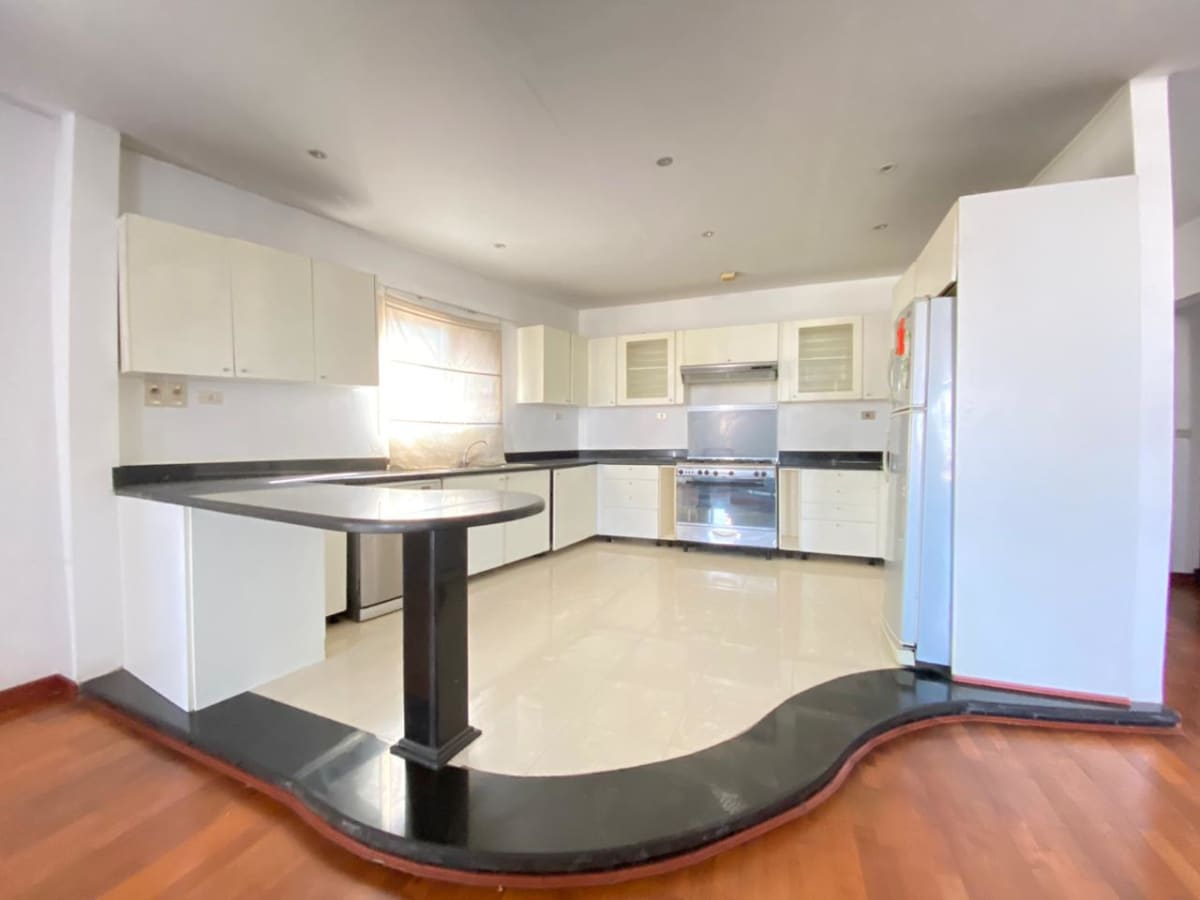 Rooftop With Wonderful Terrace In Prime Maadi Degla.