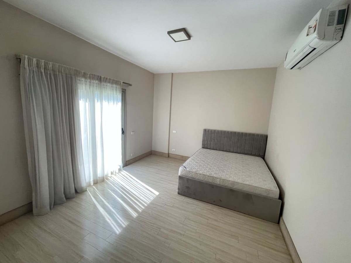 Elegant 220 sqm Apartment in Maadi with Wellness Facilities