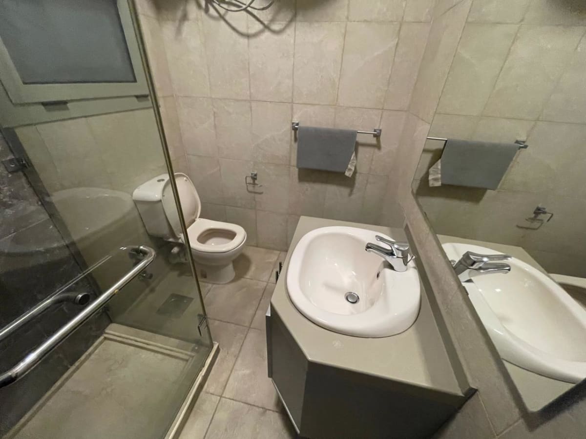 Elegant 220 sqm Apartment in Maadi with Wellness Facilities