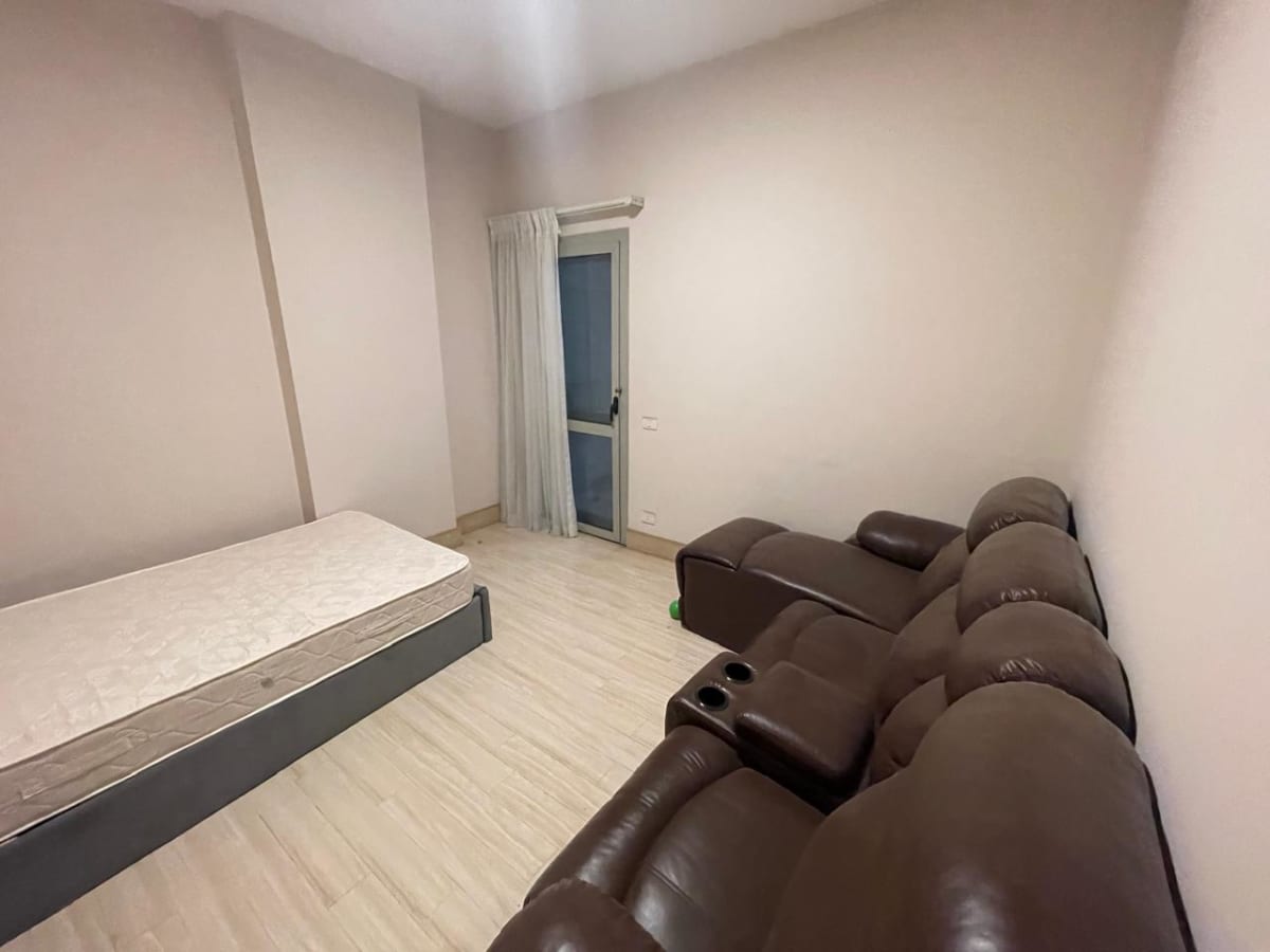 Elegant 220 sqm Apartment in Maadi with Wellness Facilities