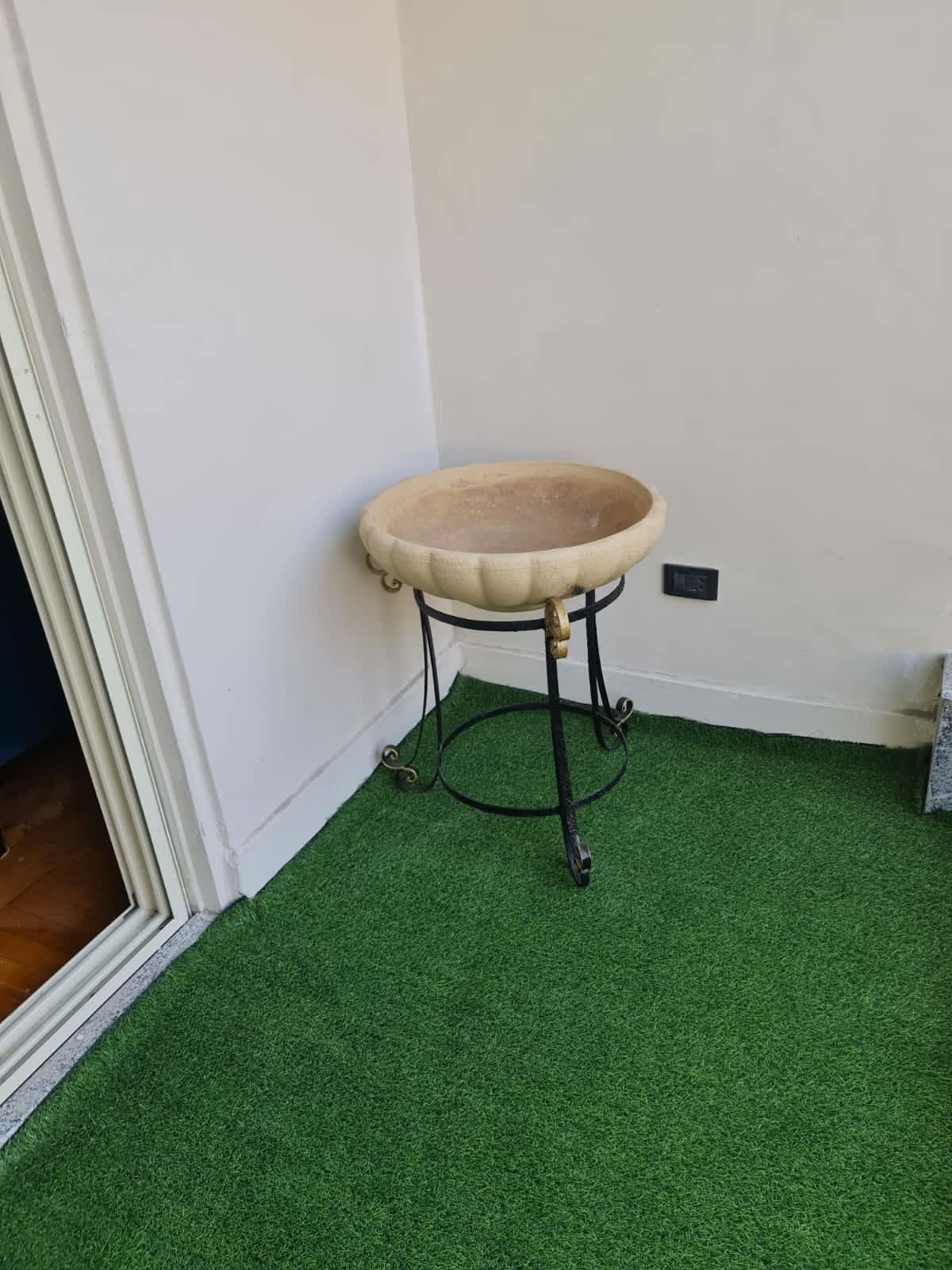 Spacious Apartment for Rent | 200 sqm with Balcony & Green Views