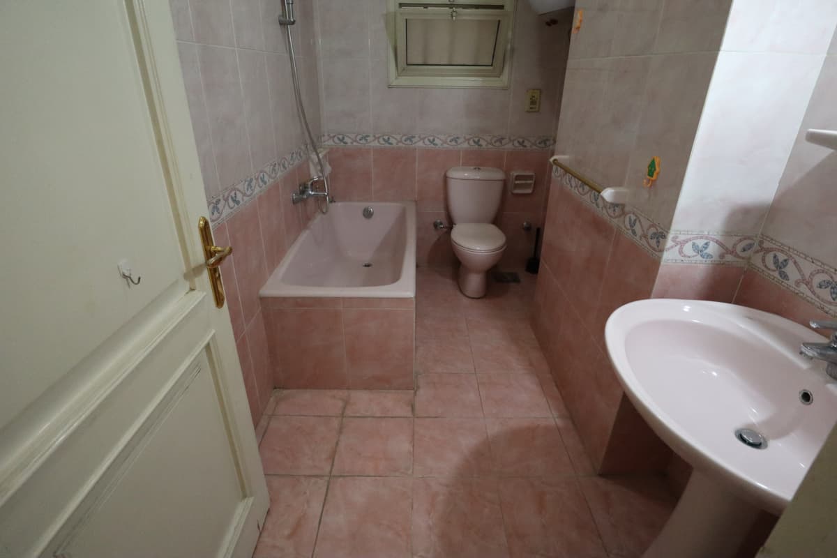 Beautiful Furnished Apartment For Rent In Maadi Degla.