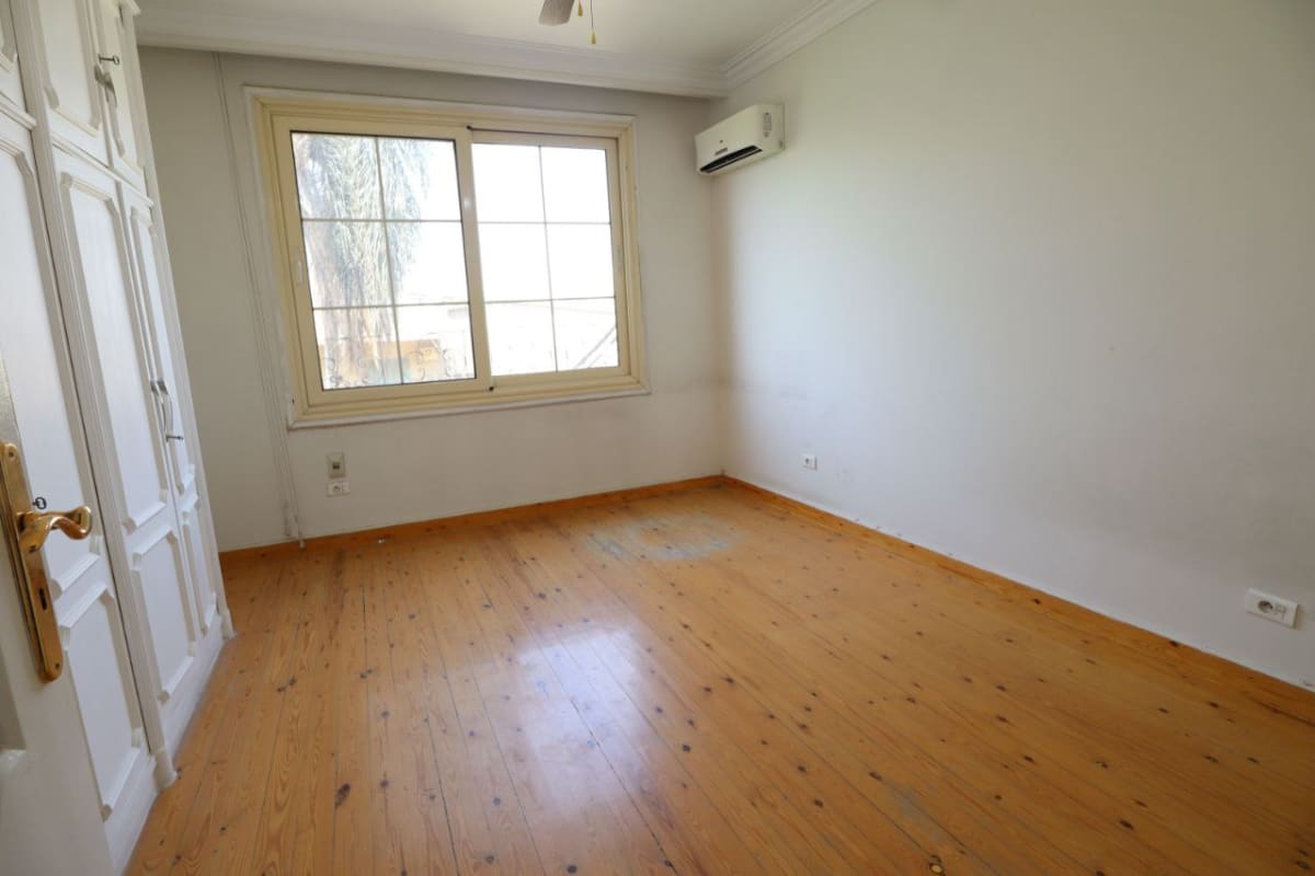 Charming Semi-Furnished Flat for Rent in the Heart of Maadi Sarayat.