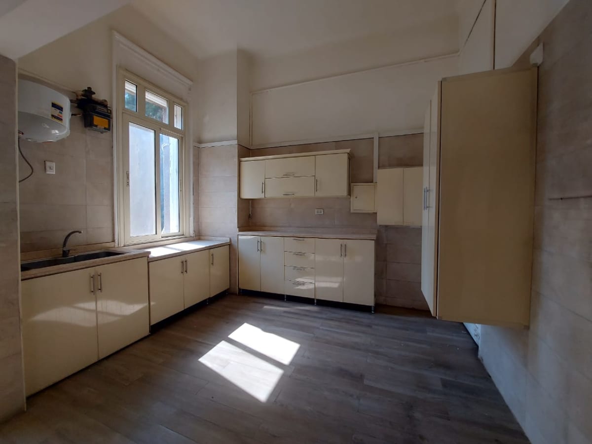 Spacious & Elegant Family Apartment in Prime Zamalek
