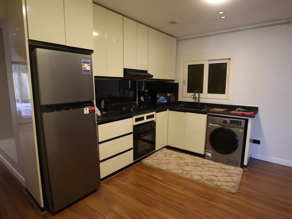 Modern 4BR Residence with Scenic Balcony In Zamalek