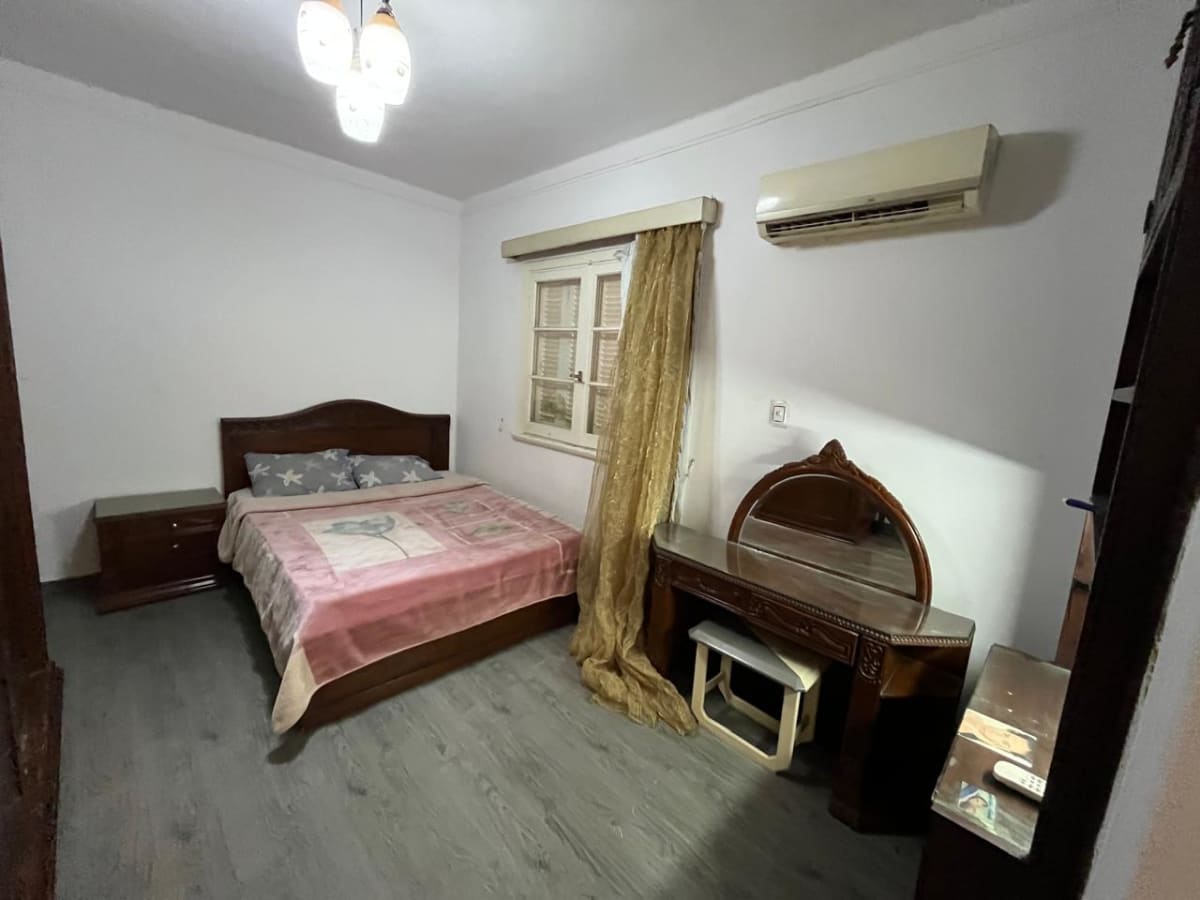 Simple 2BR Apartment in Central Zamalek