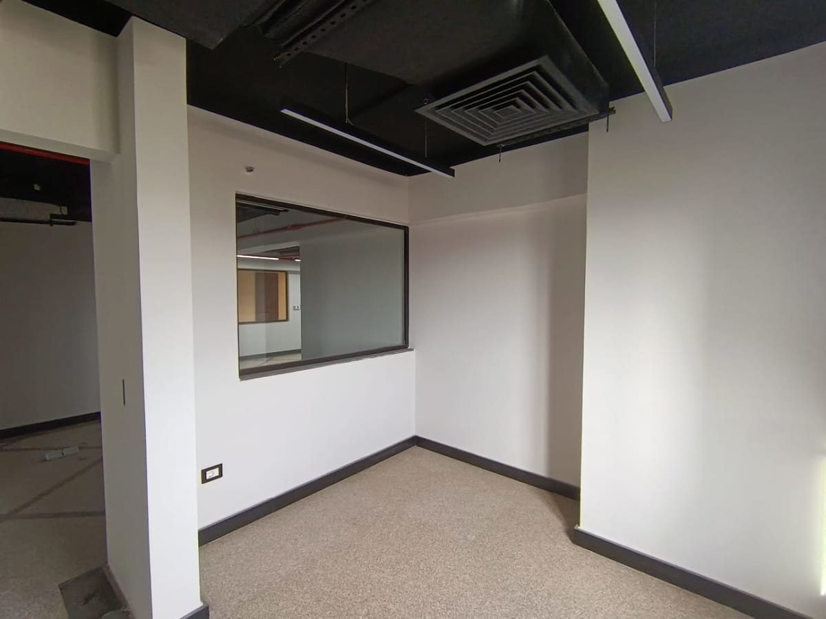 Administrative Office for Rent in 90th North | 480m² | Fully Finished