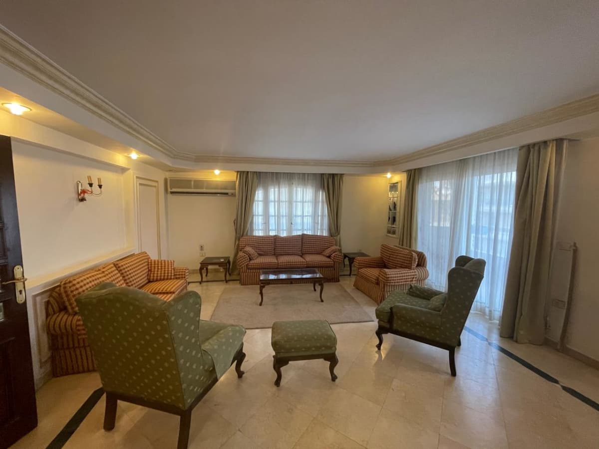 Practical 3BR Apartment in Maadi - Urban Lifestyle
