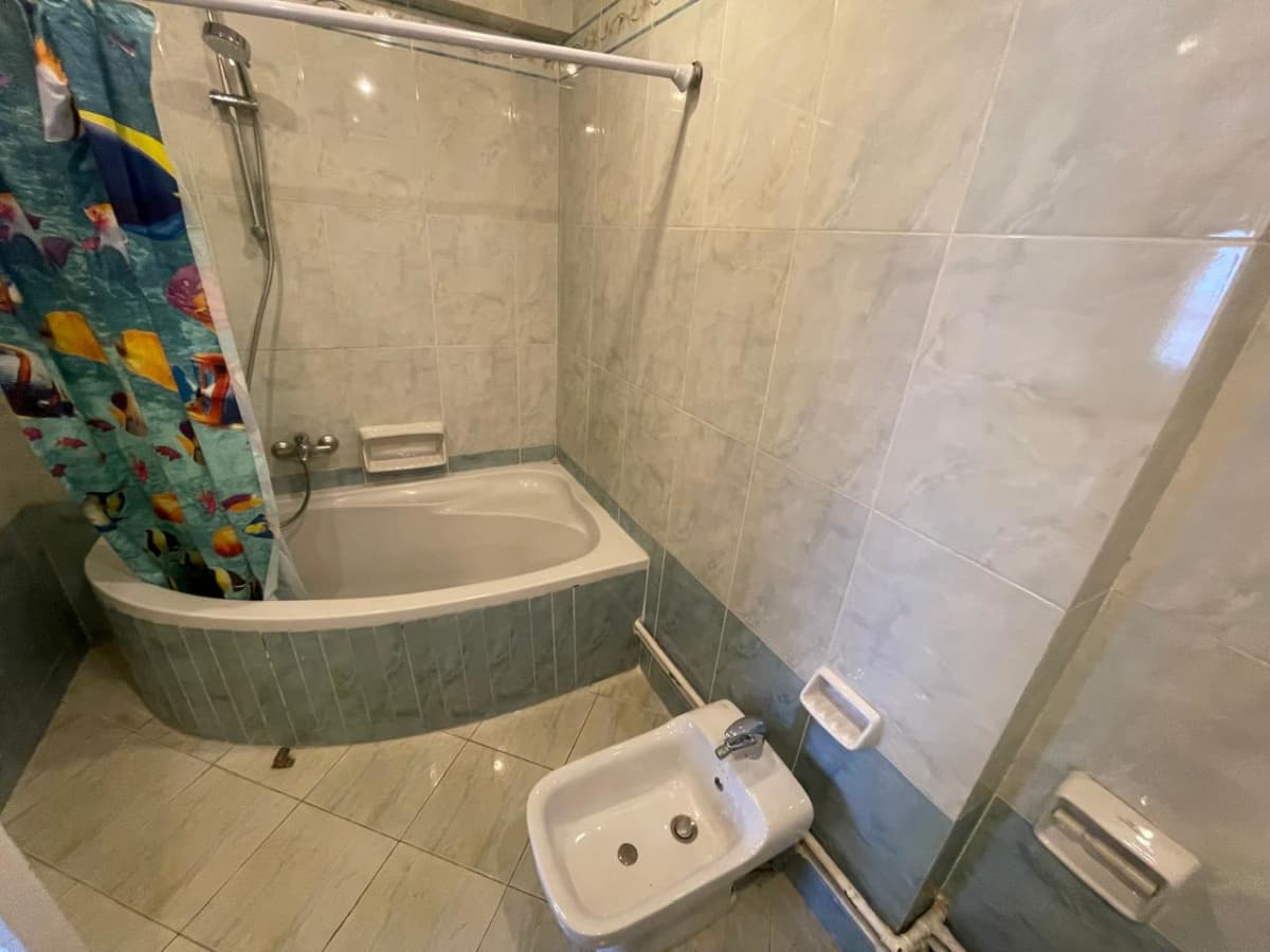Practical 3BR Apartment in Maadi - Urban Lifestyle