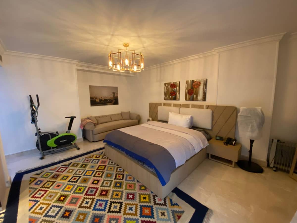 3BR Apartment in Maadi - Balcony with Green Views