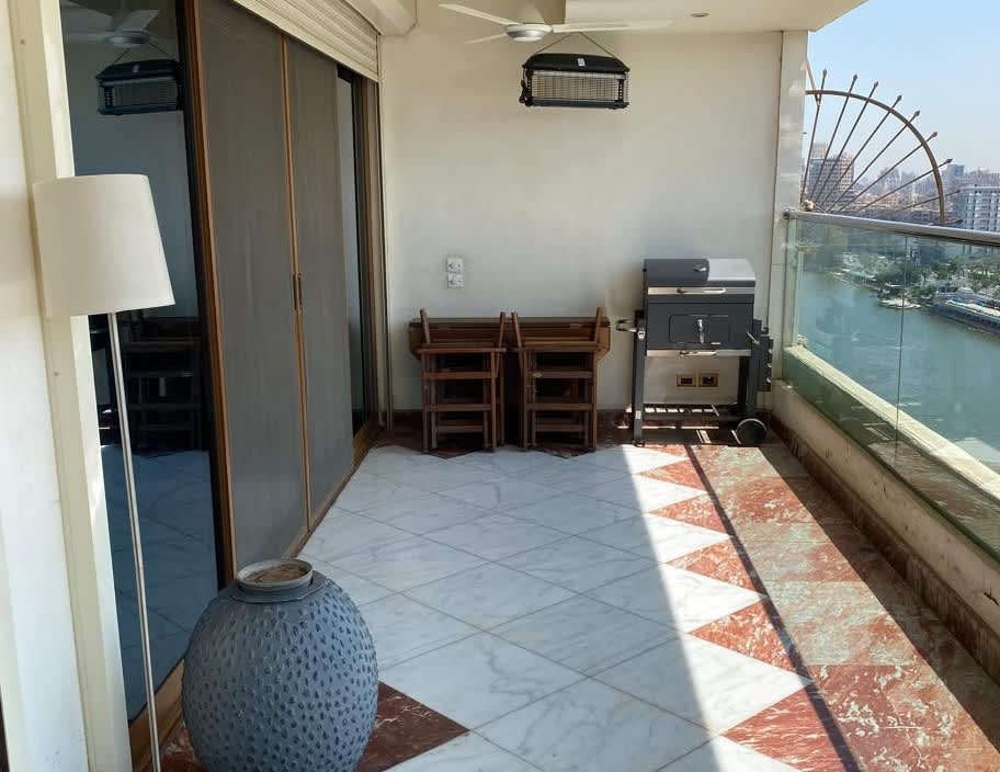 Spacious 3BR Home with Natural Light In Zamalek