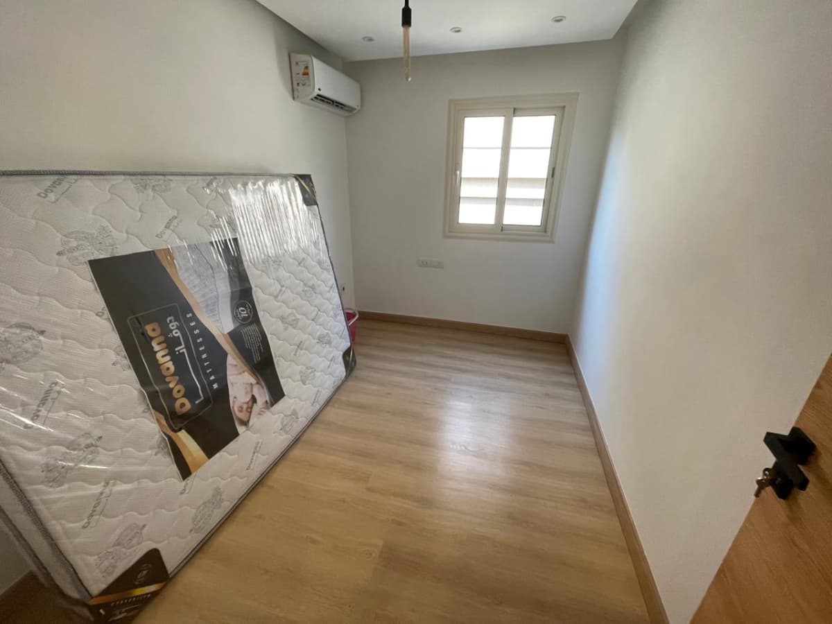 Amazing 2 bedrooms For Rent In Maadi Sarayat For Rent