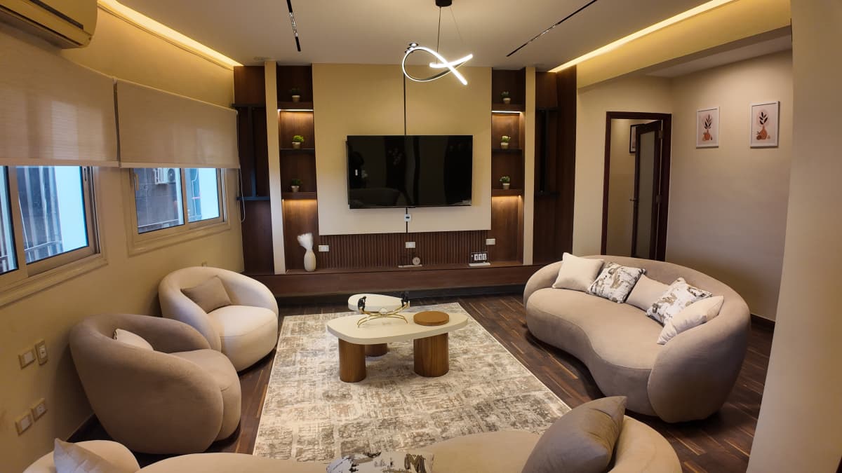 Bright Home in a Calm and Central Location In Zamalek