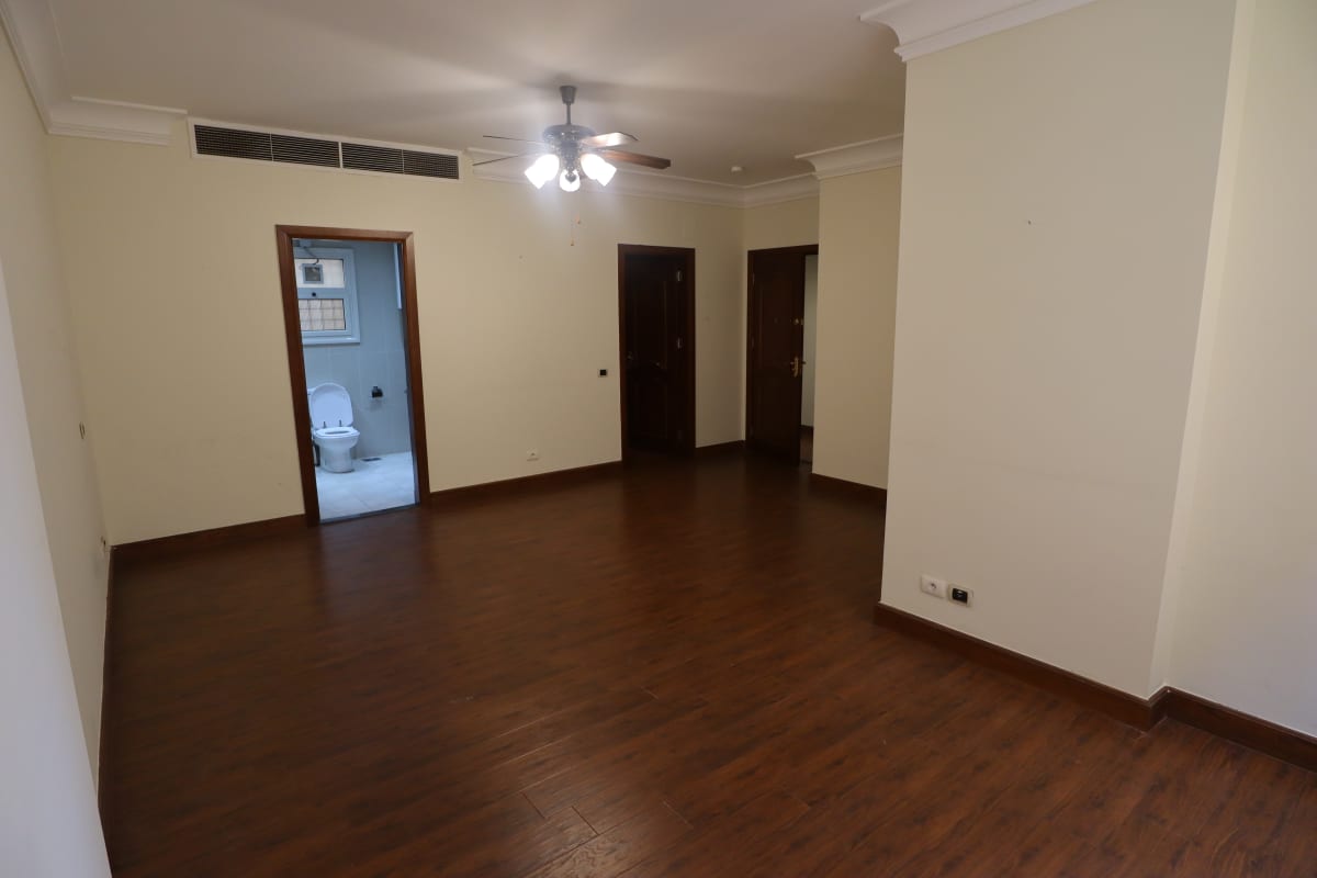 Spacious Apartment in Maadi - 5 Bedrooms & Modern Layout
