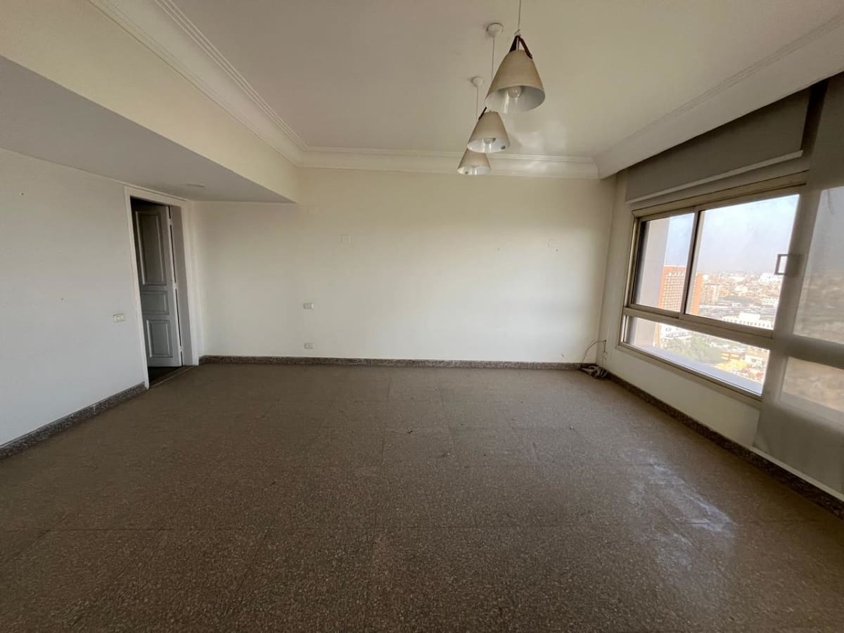 Bright Family Apartment in Prime Location In Zamalek