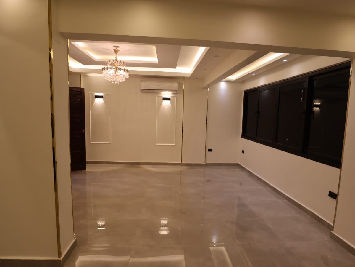 Cozy 2 Bedroom Apartment in Zamalek - Practical Living